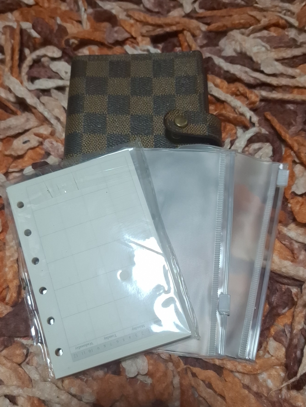 Louis Vuitton Damier Ebine Agenda - Picture 13 of 13